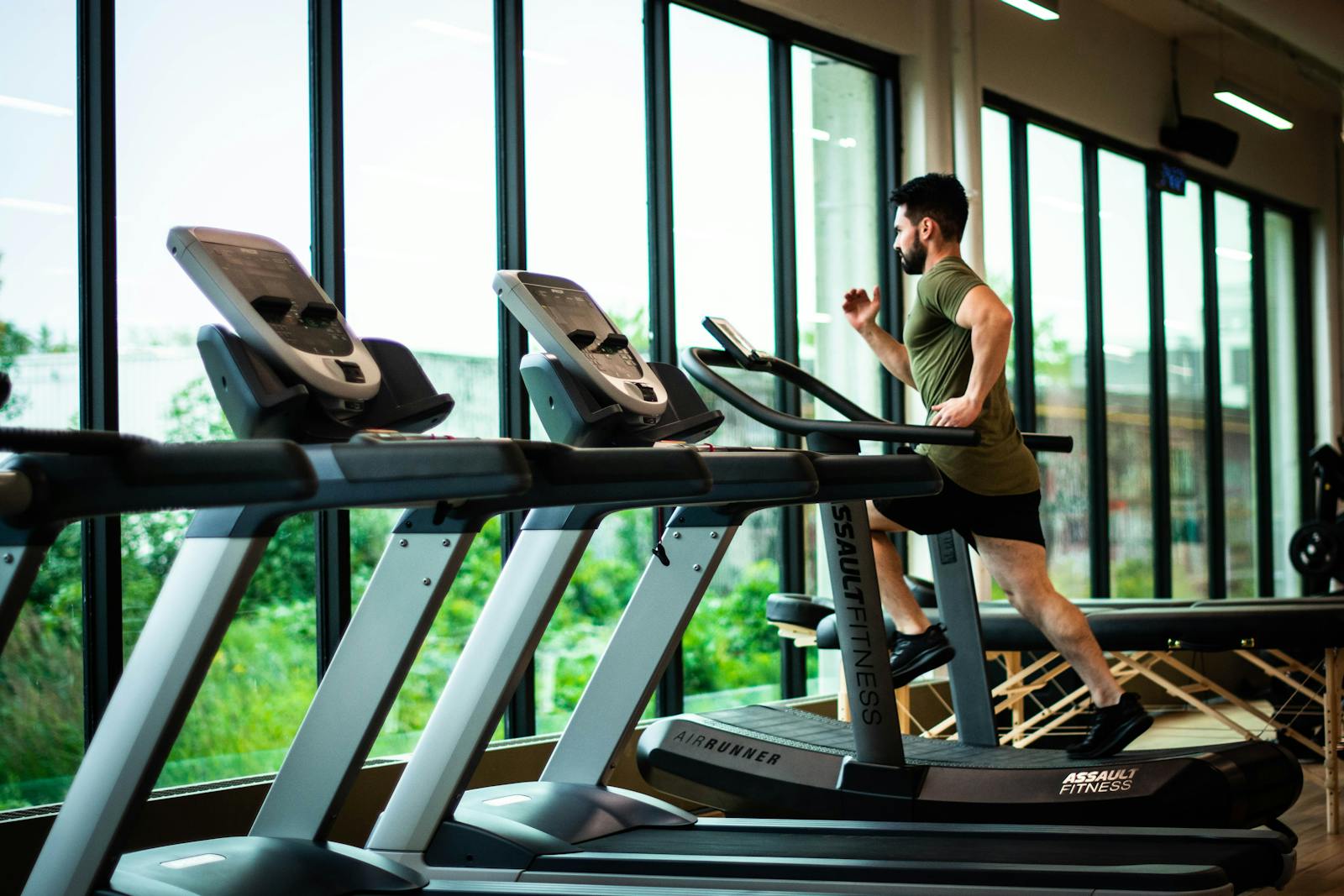 Why You Should Combine Weightlifting and Cardio in Your Routine?