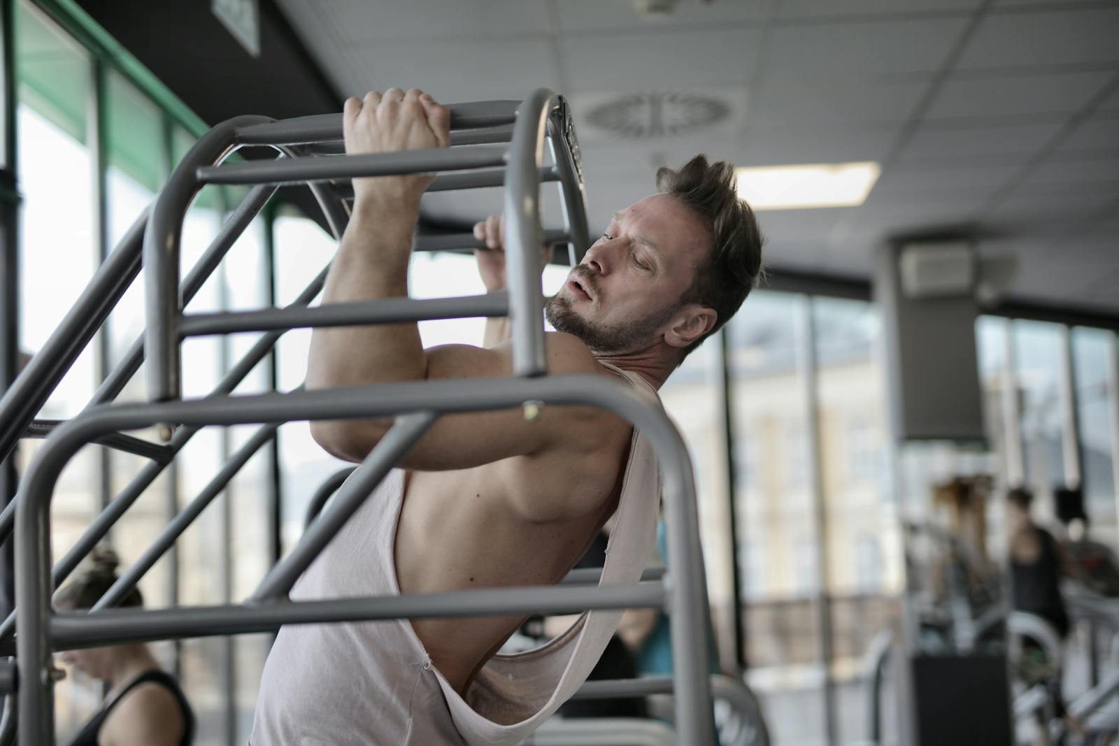 Elevate Your Upper Body Fitness with Simple Pull-Up Techniques.