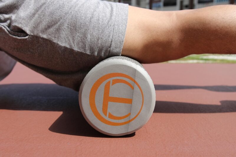 Foam Rolling Guide: Reduce Muscle Tightness and Recover Faster After Workouts.
