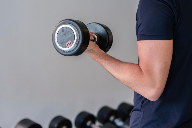 What Really Builds Muscle? Science vs Myths.