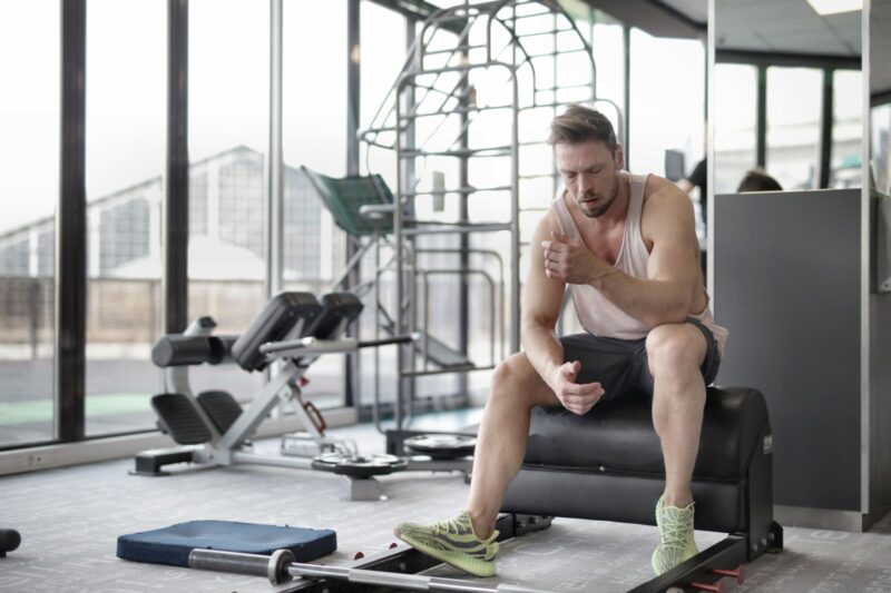 How Long Should You Rest Between Sets? What I Learned the Hard Way